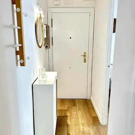Apartment Calu Homes A 10 Minutos De Estacion De Tren